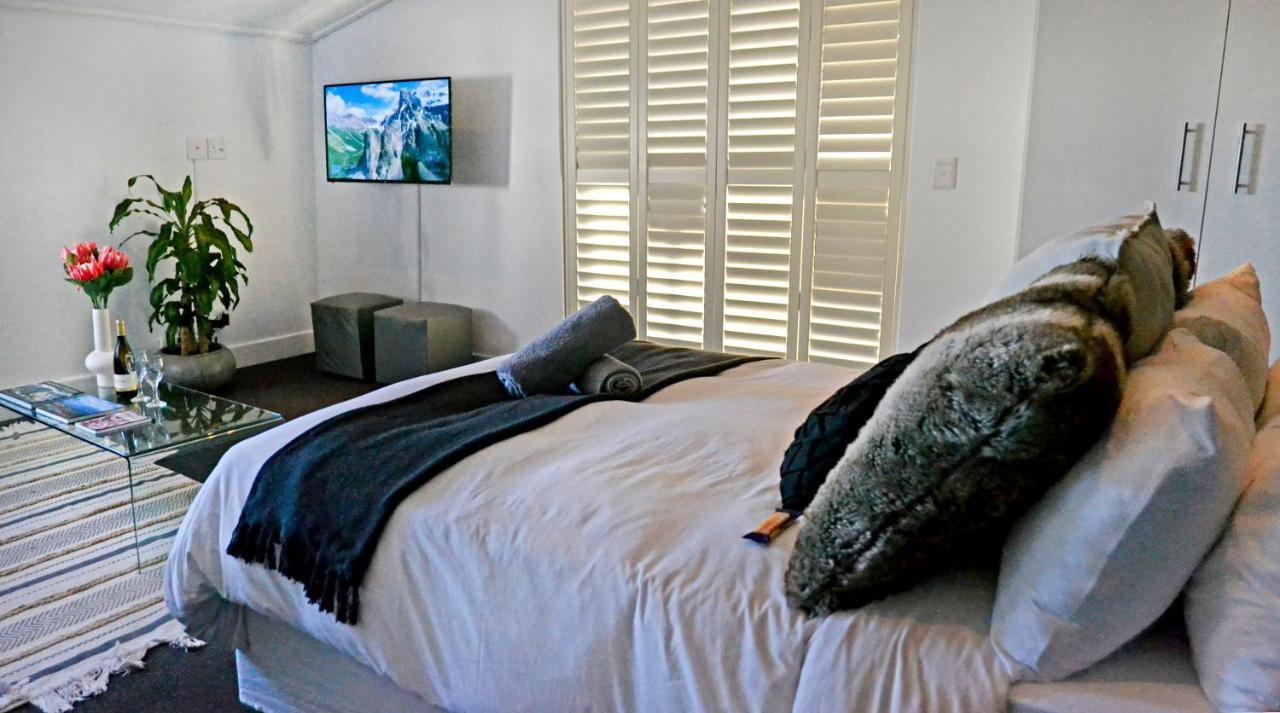 Central Mountain View Apartment, Hermanus Waterfront Esterno foto
