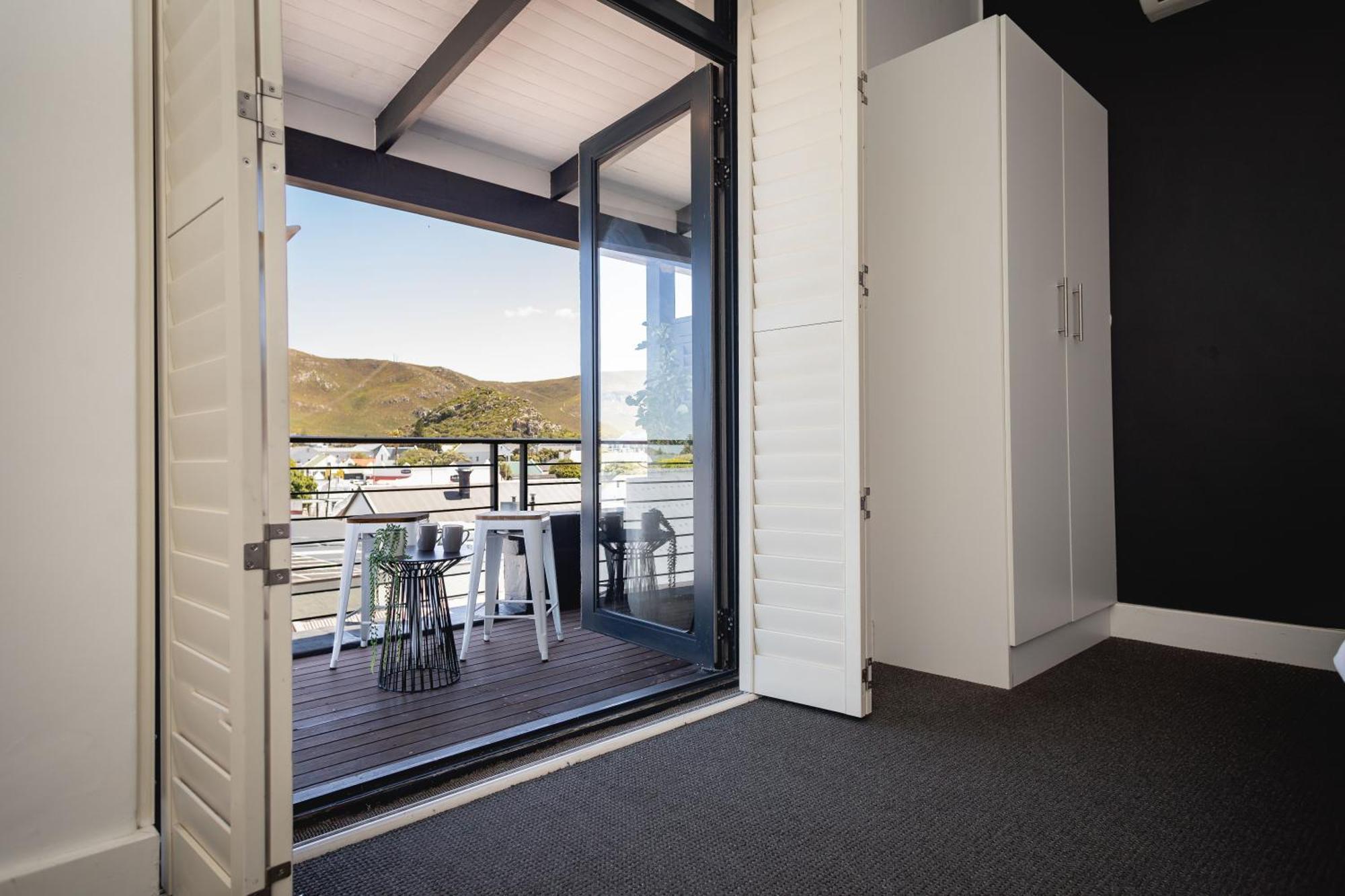 Central Mountain View Apartment, Hermanus Waterfront Esterno foto