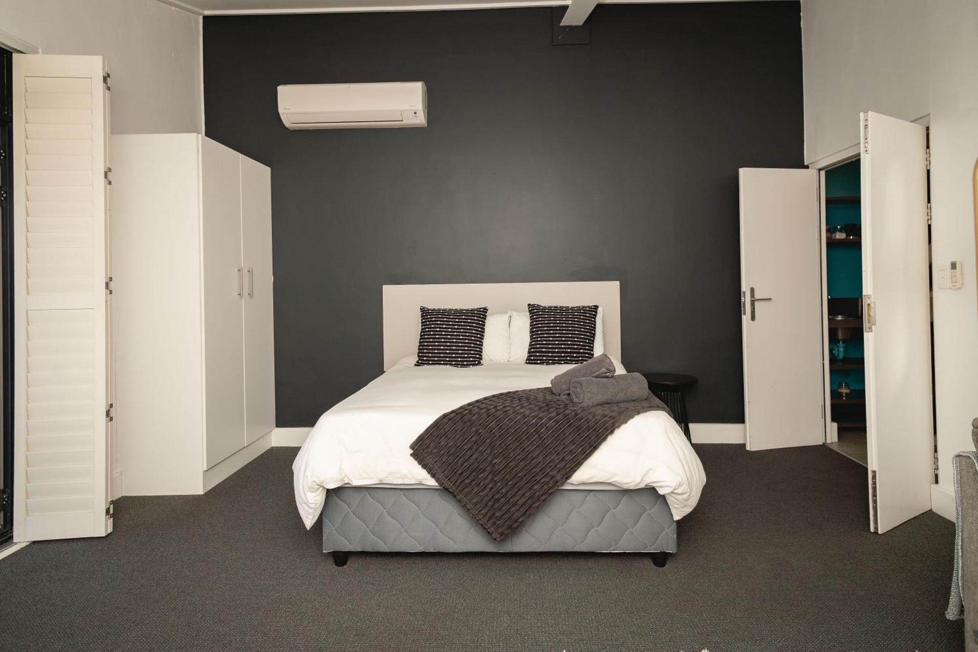 Central Mountain View Apartment, Hermanus Waterfront Esterno foto